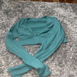 Green-Blue Garage Cropped Long Sleeve